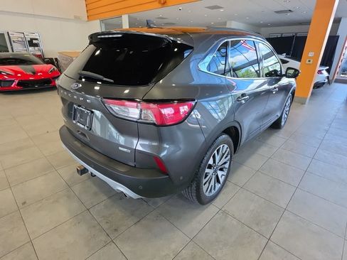 Used 2020 Ford Escape Titanium w/ Titanium Premium Package 2.0 AWD/4WD image 8