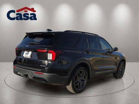 Used 2025 Ford Explorer ST-Line w/ ST-Line Street Pack AWD/4WD image 3