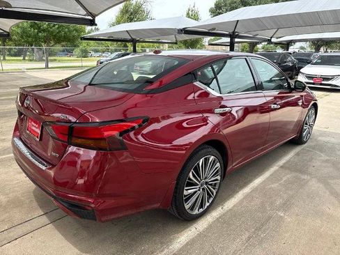 Certified 2023 Nissan Altima 2.5 SL AWD/4WD image 6
