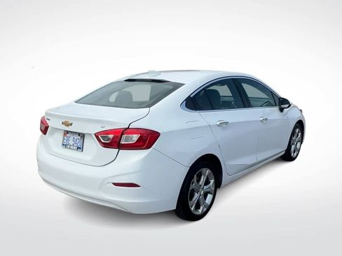 Used 2019 Chevrolet Cruze LT w/ LT Fleet Convenience Package image 8