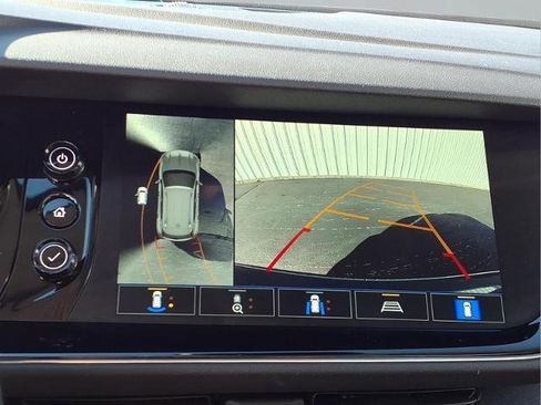 Used 2023 Buick Envision Avenir image 13