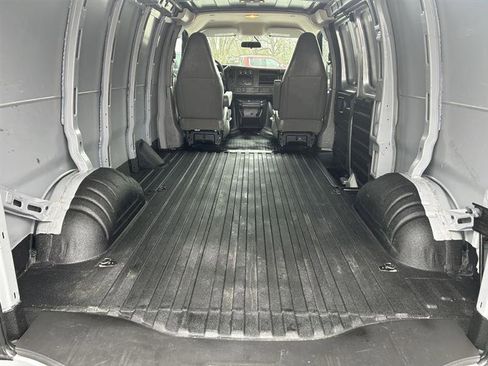 Used 2020 Chevrolet Express 2500 w/ Driver Convenience Package image 14