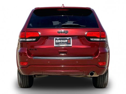 Used 2022 Jeep Grand Cherokee Laredo X AWD/4WD image 9