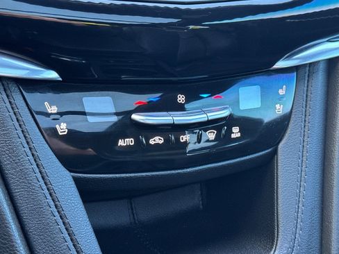 Used 2023 Cadillac XT6 Sport AWD/4WD image 26