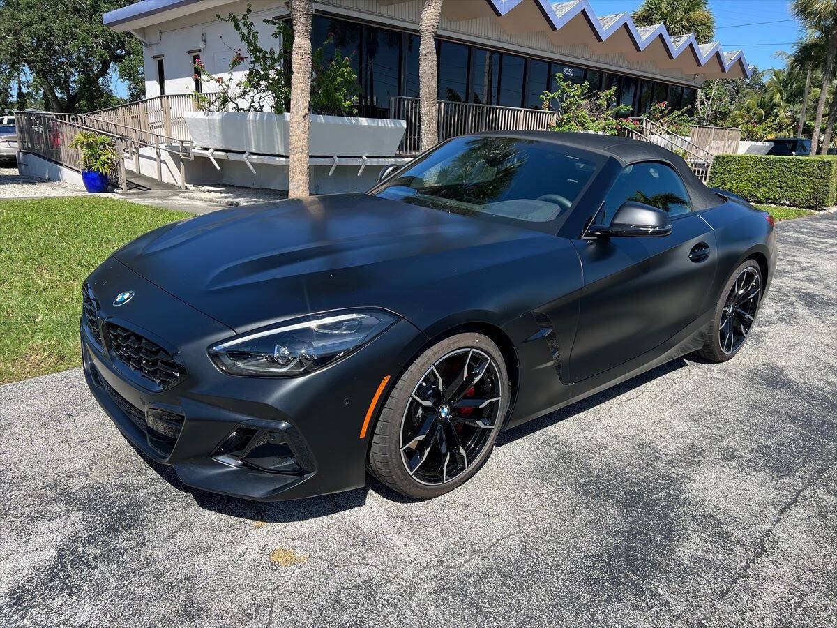 Used 2026 BMW Z4 M40i RWD image 2