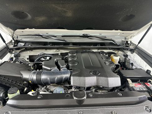 Used 2016 Toyota 4Runner SR5 Premium image 33