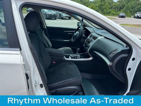 Used 2014 Nissan Altima 2.5 SV FWD image 17