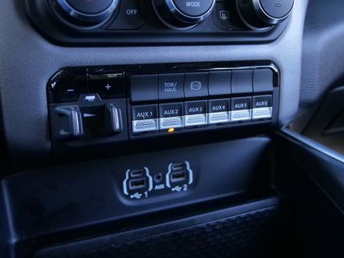 Used 2024 RAM 4500 SLT w/ Quick Order Package 2YG SLT image 17