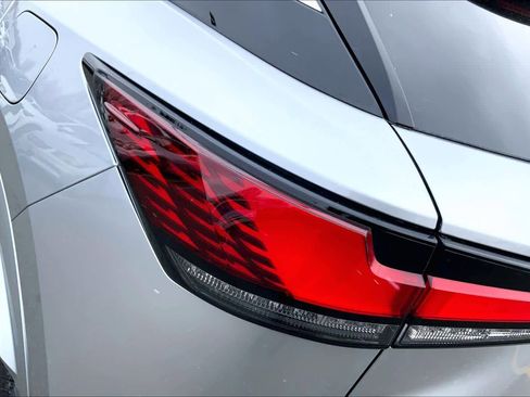 Used 2023 Lexus RX 350 Premium image 29