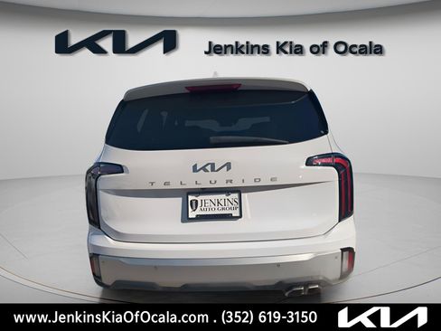 Used 2024 Kia Telluride SX image 6