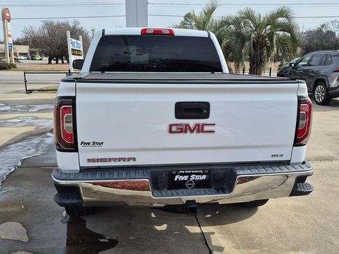 Used 2018 GMC Sierra 1500 SLT w/ SLT Premium Package image 3