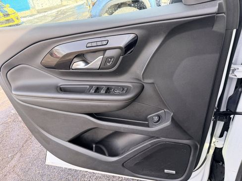 Used 2022 GMC Terrain AT4 w/ Infotainment Package II image 21