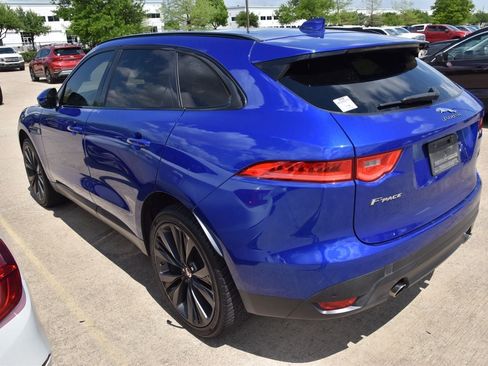 Used 2018 Jaguar F-PACE Prestige image 6