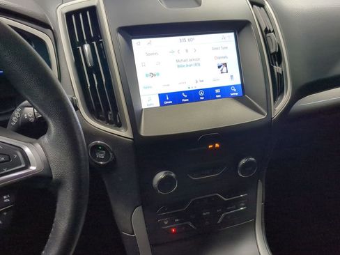 Used 2020 Ford Edge SEL image 40