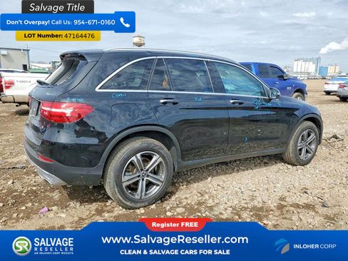 Used 2019 Mercedes-Benz GLC 300 4MATIC image 4