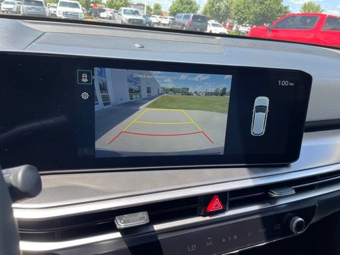 New 2026 Kia Sorento S FWD image 22