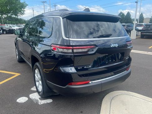 Used 2023 Jeep Grand Cherokee L Limited AWD/4WD image 2