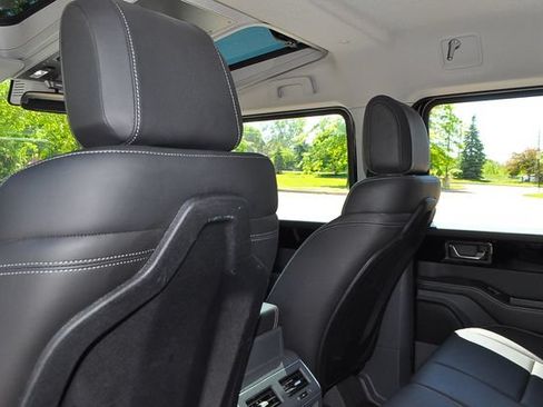 Used 2024 INEOS Grenadier AWD/4WD image 15