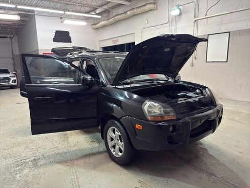 Used 2009 Hyundai Tucson Limited image 7