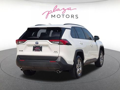 Used 2023 Toyota RAV4 XLE w/ Convenience Package AWD/4WD image 5