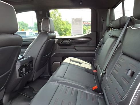 Used 2024 GMC Sierra 1500 AT4X AWD/4WD image 6
