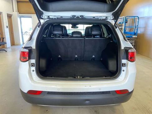 Used 2023 Jeep Compass Limited image 23