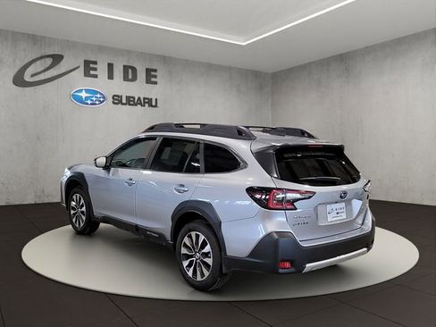 Certified 2025 Subaru Outback Limited image 3
