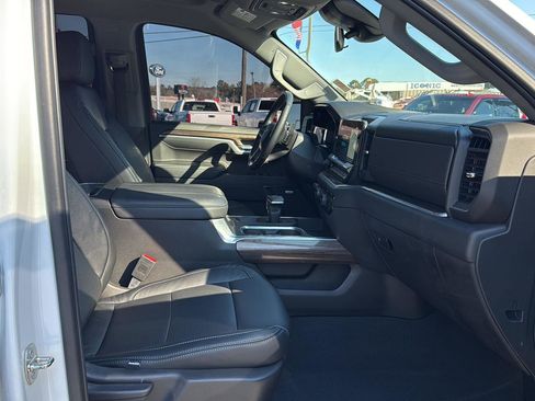 Used 2024 Chevrolet Silverado 1500 RST w/ All Star Edition Plus image 10