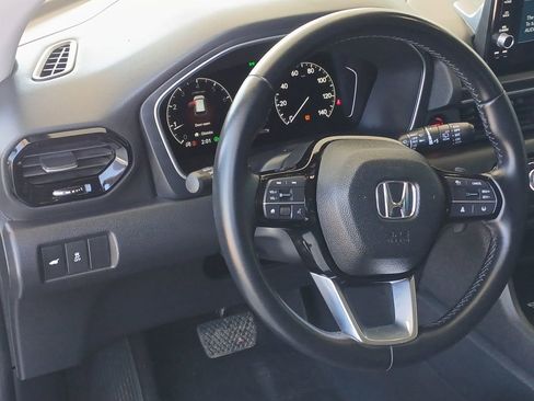 Used 2023 Honda Pilot EX-L image 18