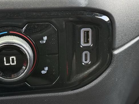 Certified 2023 Chevrolet Silverado 1500 LT RWD image 23