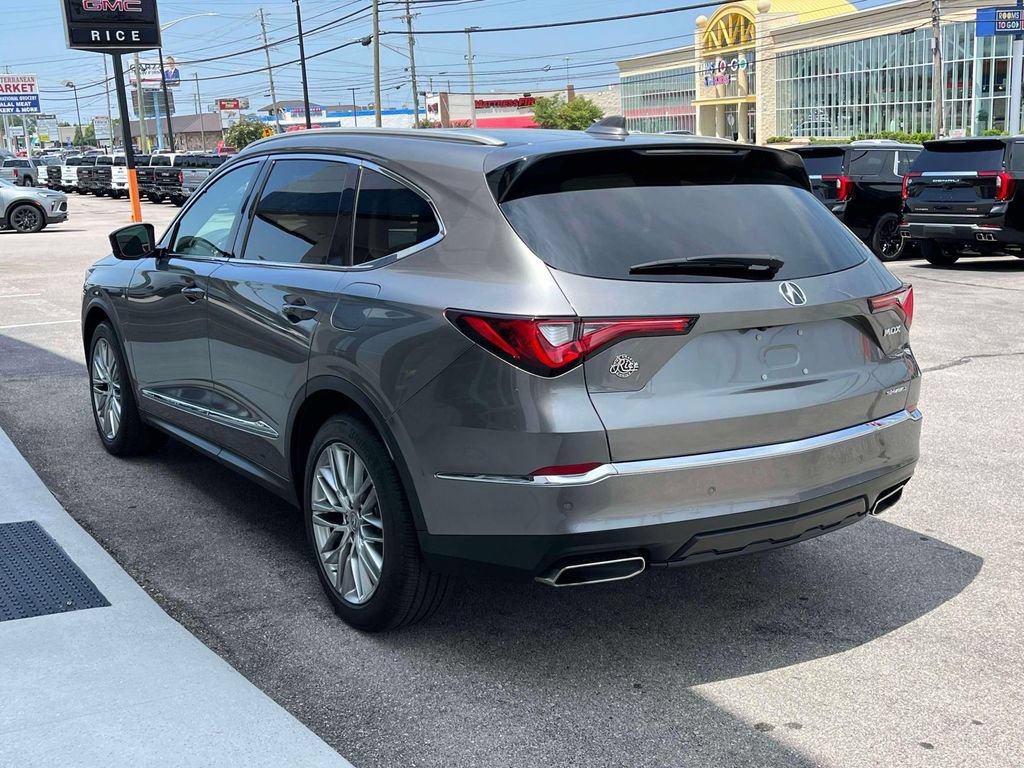 Used 2024 Acura MDX w/ Advance Package AWD/4WD image 5