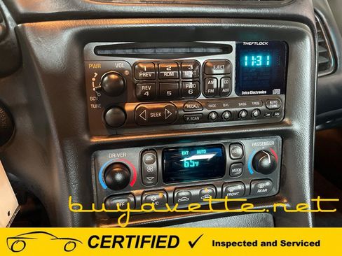 Used 2000 Chevrolet Corvette Coupe RWD image 14