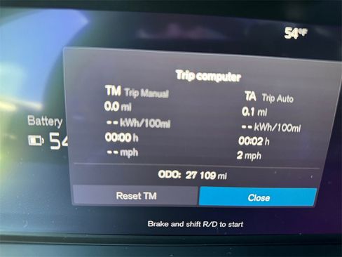 Certified 2023 Volvo C40 P8 Recharge Ultimate image 25