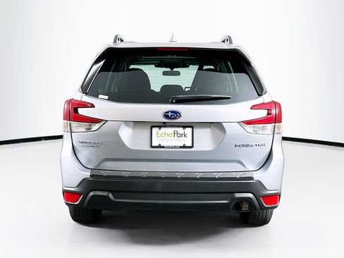 Used 2023 Subaru Forester Premium AWD/4WD image 7