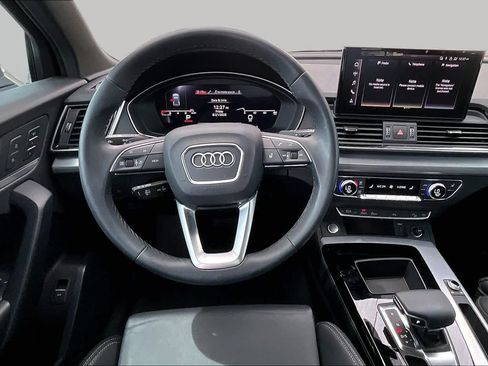 Used 2024 Audi Q5 2.0T Premium w/ Summer of Audi Package AWD/4WD image 6
