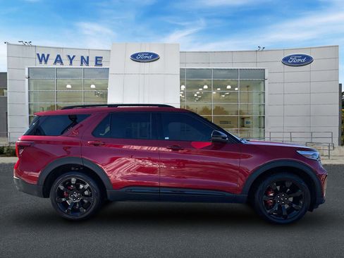 Certified 2023 Ford Explorer ST w/ Equipment Group 401A image 7