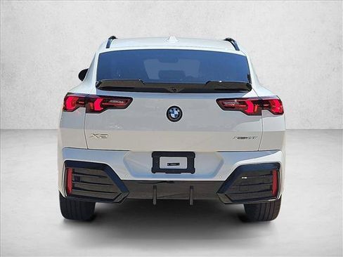 Used 2025 BMW X2 xDrive28i w/ Technology Package AWD/4WD image 7
