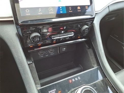 Used 2021 Jeep Grand Cherokee L Limited image 21