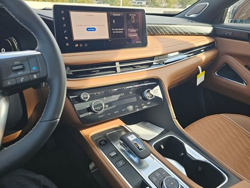 New 2026 INFINITI QX60 Autograph w/ Dark Cargo Package image 29