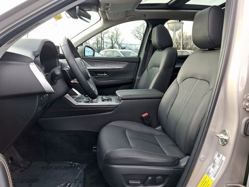 Certified 2024 MAZDA CX-90 Plug-In Hybrid w/ Premium Pkg image 16