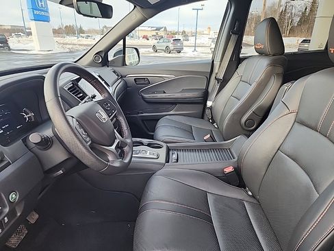 Used 2023 Honda Passport TrailSport image 10