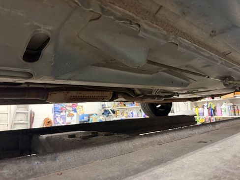 Used 1993 Pontiac Grand Prix LE FWD image 27