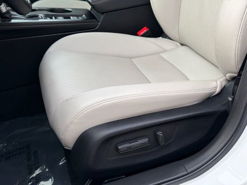 Used 2024 Honda Civic Touring image 14