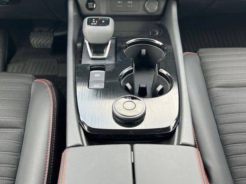 New 2026 Nissan Rogue SV AWD/4WD image 12