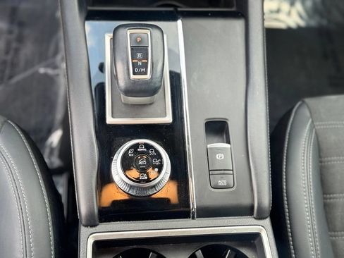 Used 2023 Mitsubishi Outlander SE AWD/4WD image 18