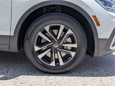 Certified 2024 Volkswagen Tiguan S FWD image 11
