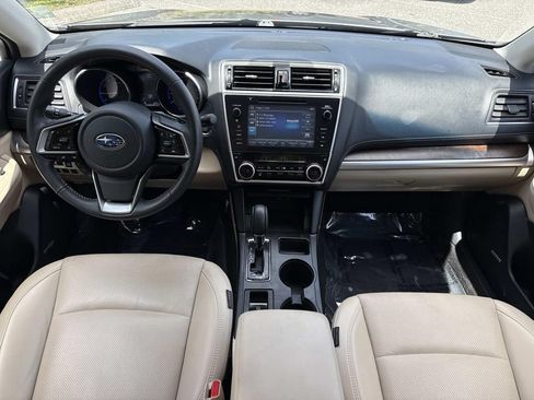 Used 2018 Subaru Outback 2.5i Limited AWD/4WD image 19