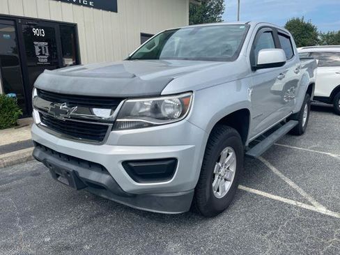 Used 2018 Chevrolet Colorado W/T w/ WT Convenience Package RWD image 2