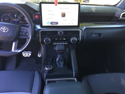 Used 2024 Toyota Tacoma TRD Sport AWD/4WD image 22