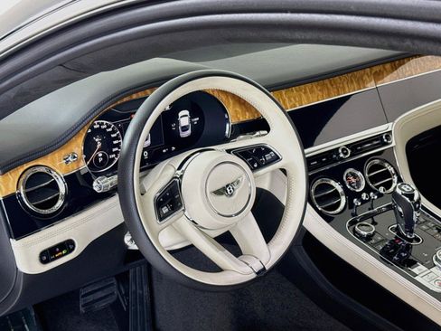 Used 2023 Bentley Continental GT V8 AWD/4WD image 15